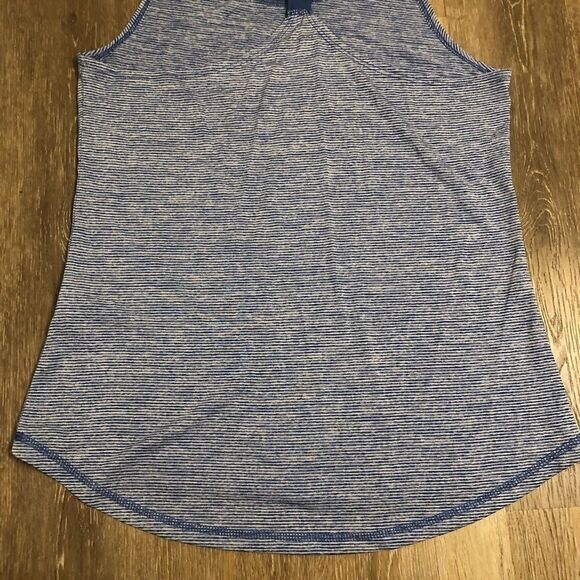 Jockey t back racerback workout blue striped tank top size small - Picture 4 of 9